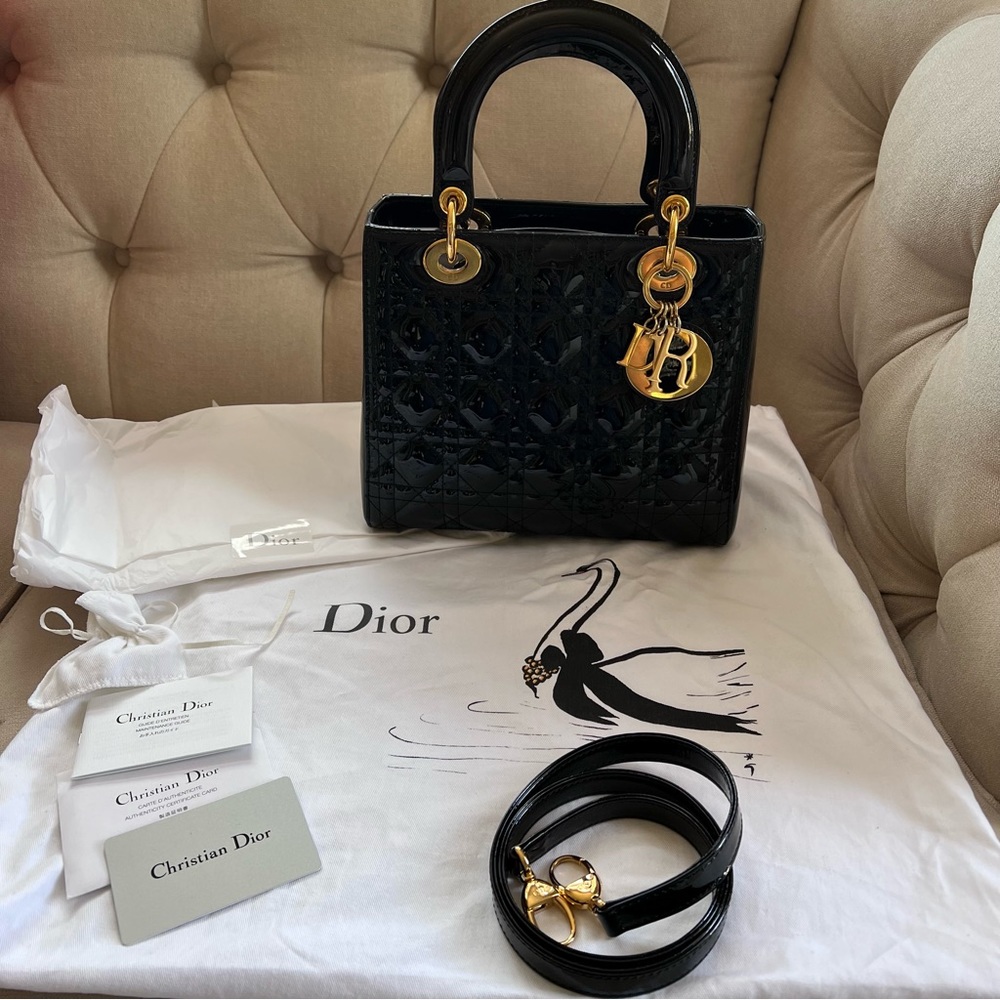 Dior Patent Cannage quilted medium Lady Dior in Black with gold hardware - Picture 10 of 16